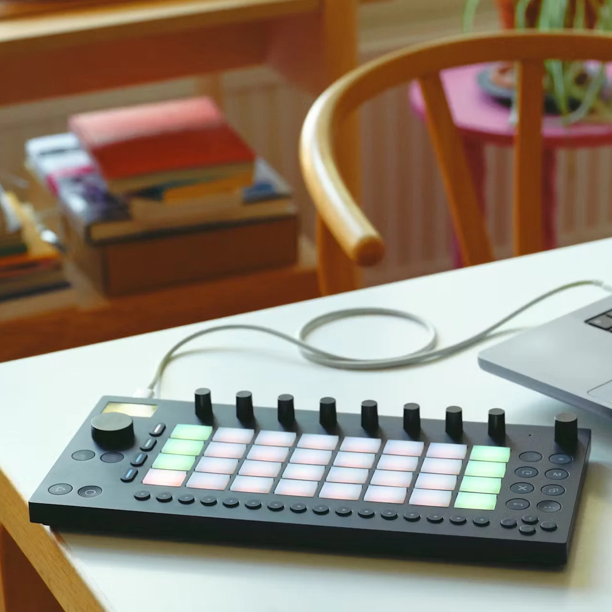 Ableton Move, Portable music maker